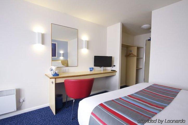 Travelodge Stratford Upon Avon Exterior photo